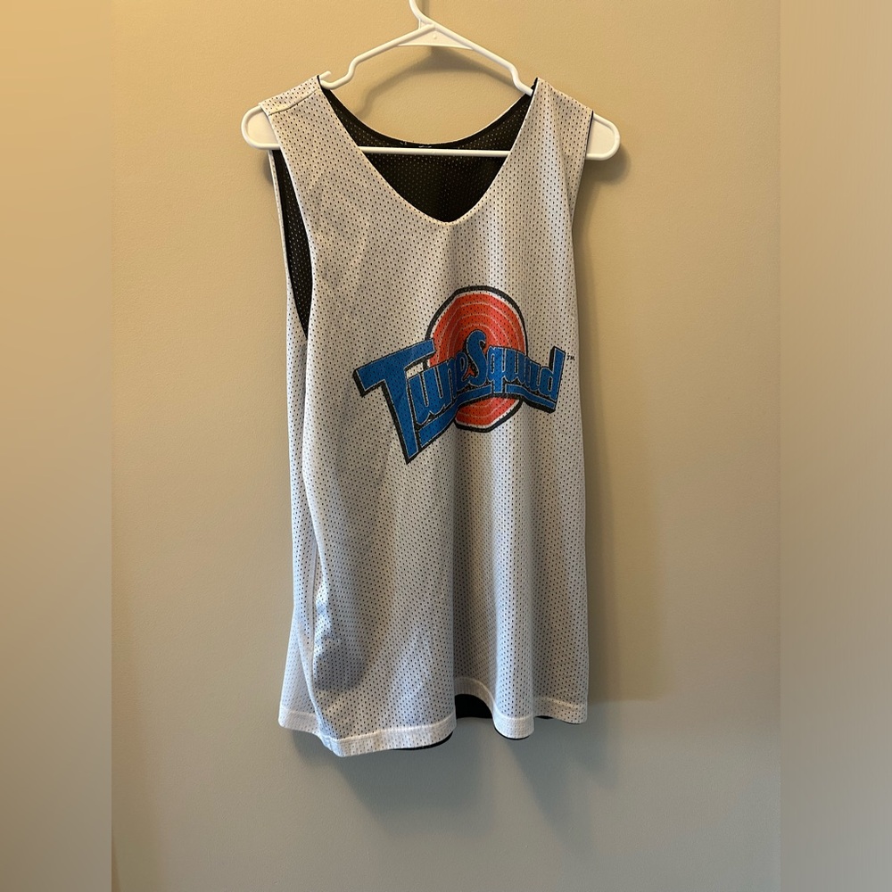 Reversible Space Jam Tank